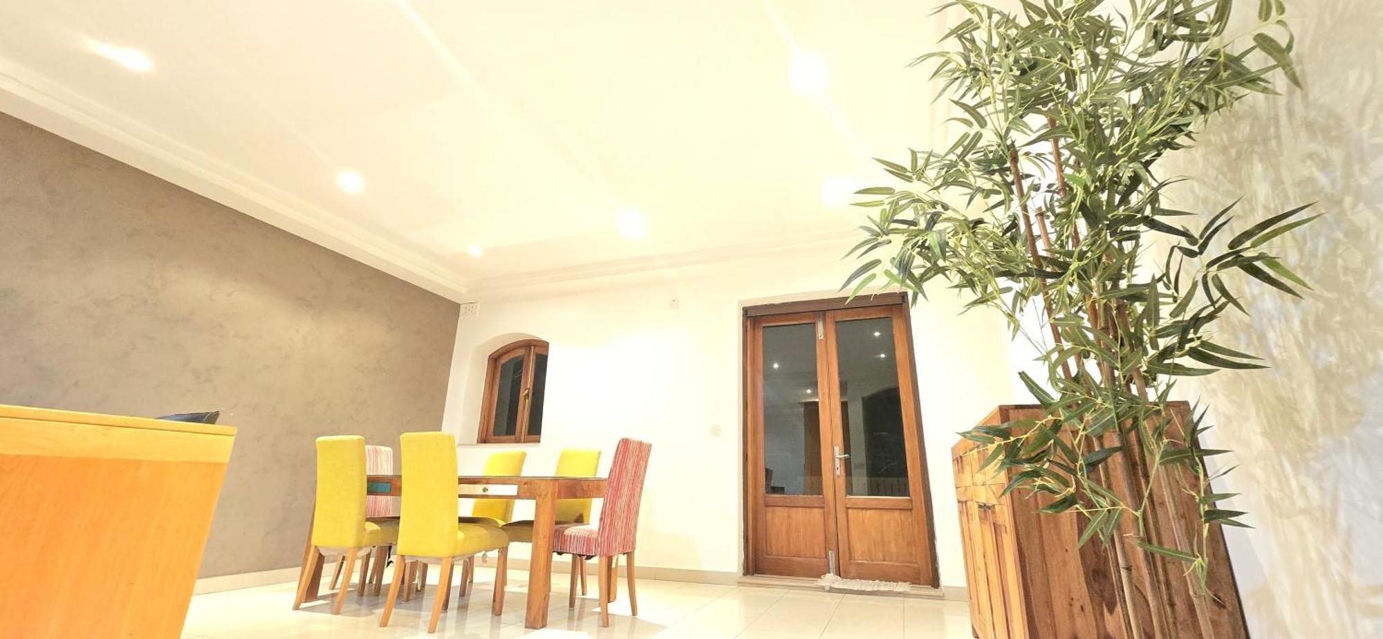 The Two Palms Apartment *